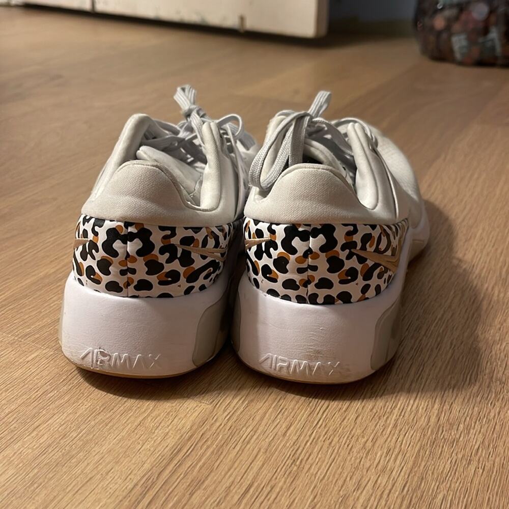 NIKE White Leopard Airmax Sneakers Size 9.5 - Picture 6 of 11
